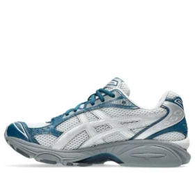 GEl-Kayano 14 “Glacier Grey”